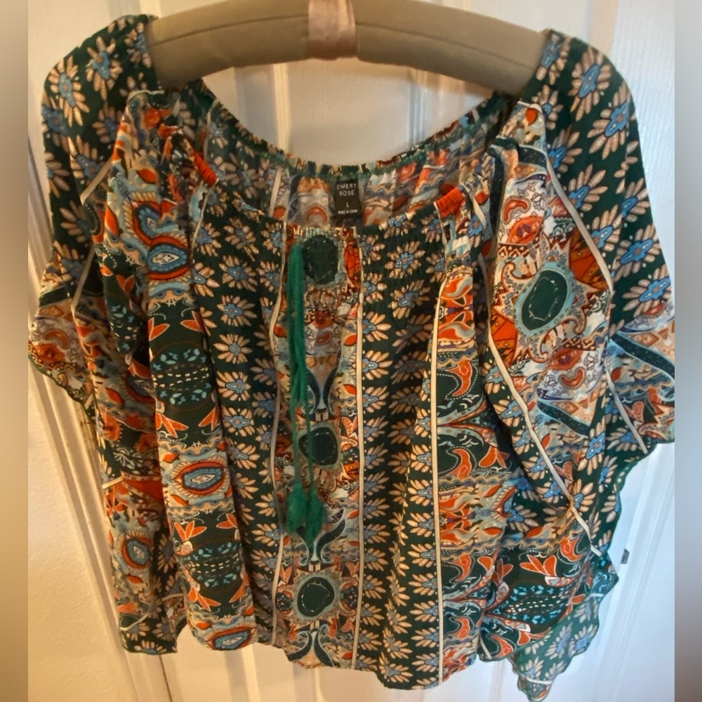 Emery Rose Floral Print Shirt on/off the Shoulders